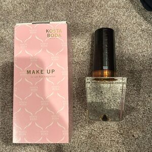 Kosta Boda Make Up Decor